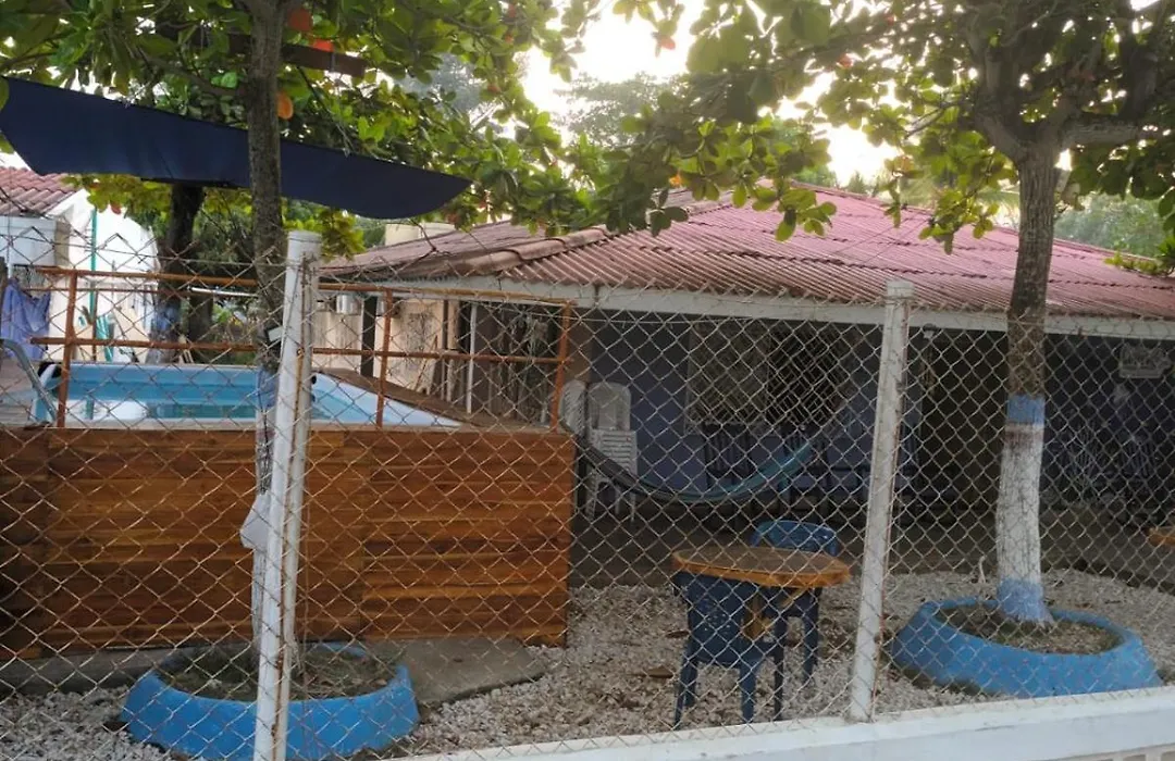 Hostal Coveñas Inn-1